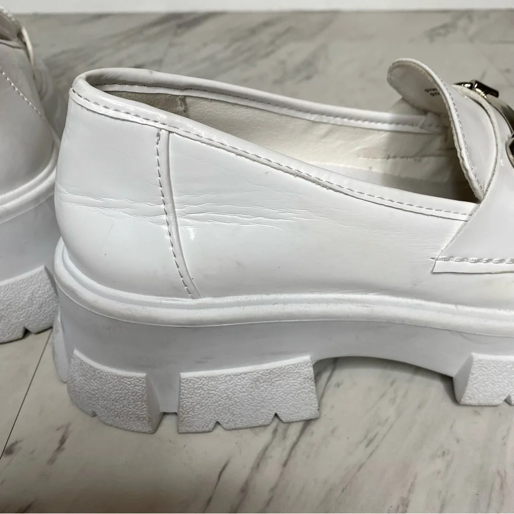 Steve Madden Trifecta Lug Sole Platform White Loafer 9 1/2